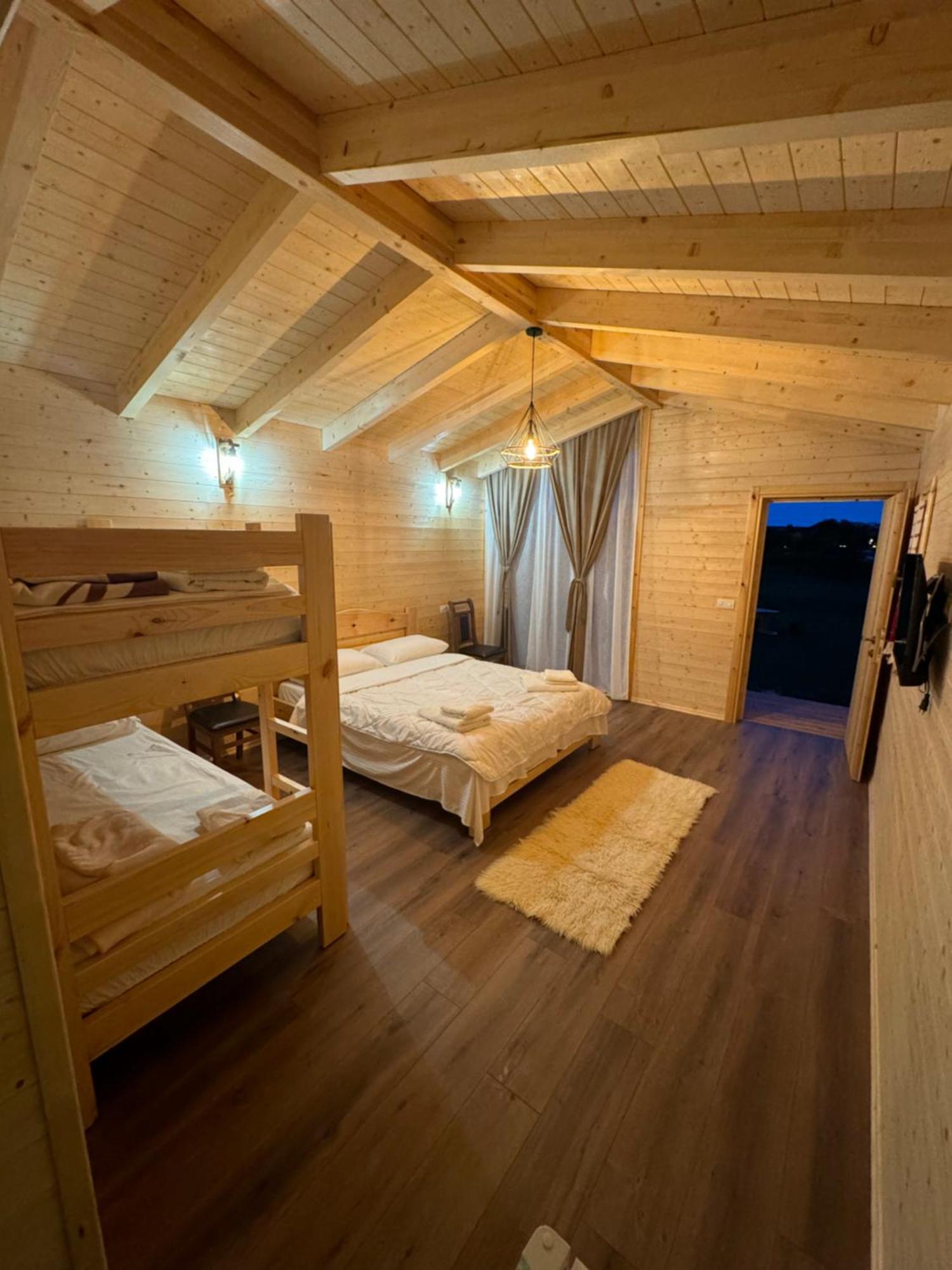 Fishta Guesthouse - Mrizi I Zanave Fishte エクステリア 写真